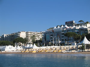an early morning view of the Croisette in Cannes during the Film Festival></p>
                    <p align=