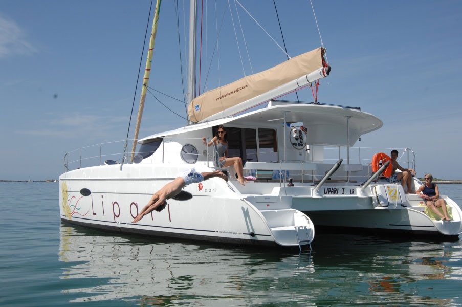 Bareboat Catamaran Lipari 41 - 4 Cabins - Marseille - Ajaccio - France 