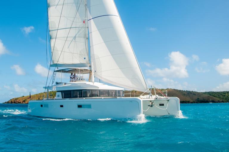 Crewed Catamaran Lotus Lagoon 52 4 Cabins Bvi New England